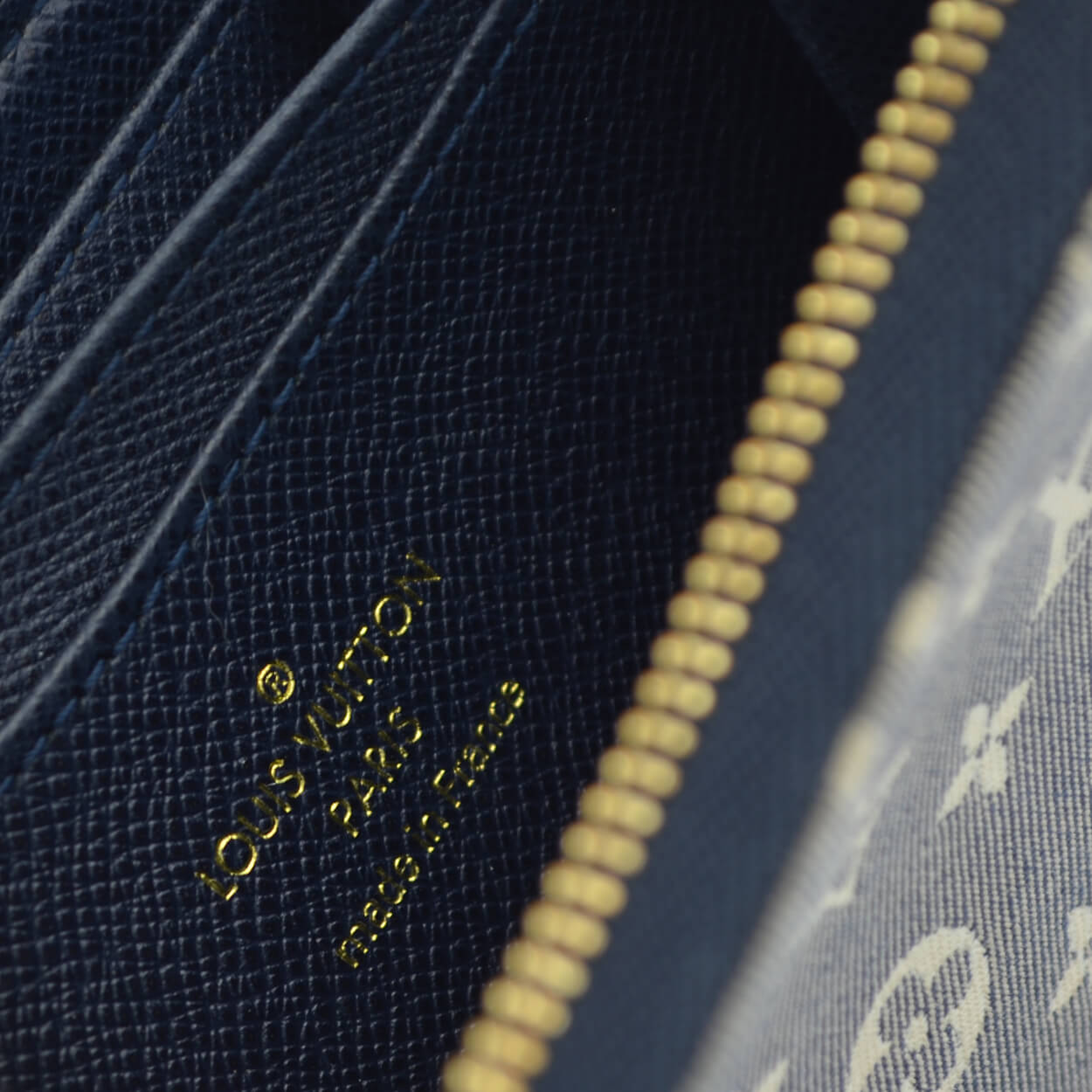 Louis Vuitton Zippy - Image 7