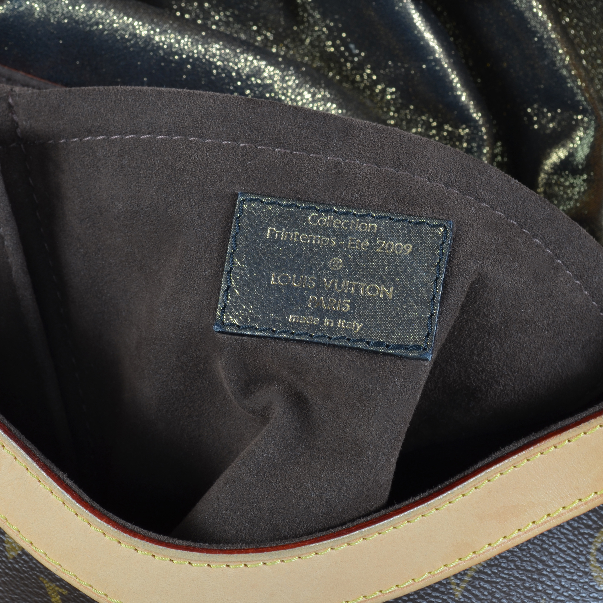 Louis Vuitton Kalahari GM Handtasche Second Hand - MyLovelyBoutique