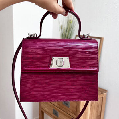 Louis Vuitton Sevigne PM Epi Leder Fuchsia Handtasche Second Hand Modshot 9