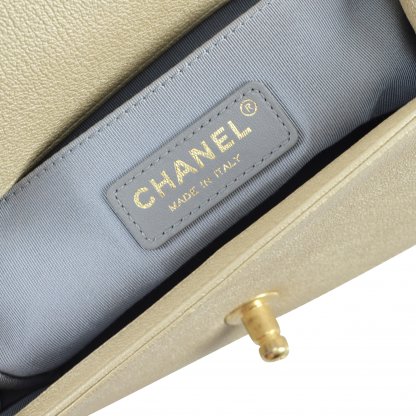 CHANEL Small Boy Bag Dubai Collection Gold Metallic Leder Handtasche Second Hand 9