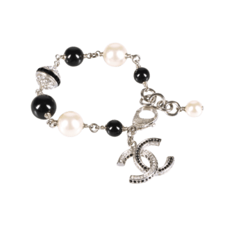 CHANEL 17P CC Pearl Bracelet Perlen Armband Schwarz Silber Second Hand 19595 1