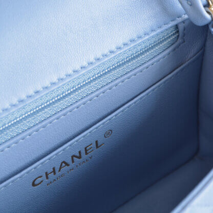 CHANEL 21C Timeless Classic Mini Square Flap Bag Leder Handtasche Sky Blue Second Hand 19774 10