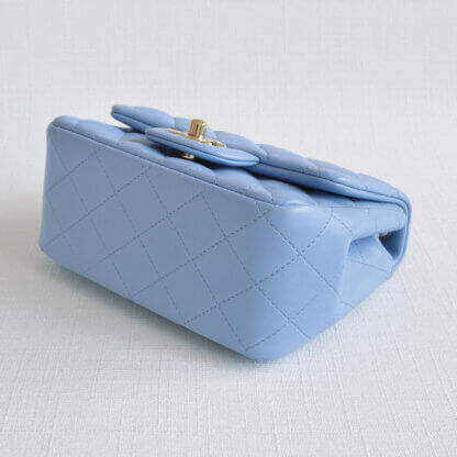 CHANEL 21C Timeless Classic Mini Square Flap Bag Leder Handtasche Sky Blue Second Hand 19774 4