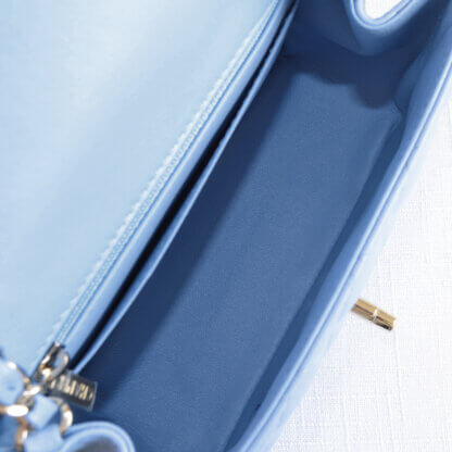 CHANEL 21C Timeless Classic Mini Square Flap Bag Leder Handtasche Sky Blue Second Hand 19774 9