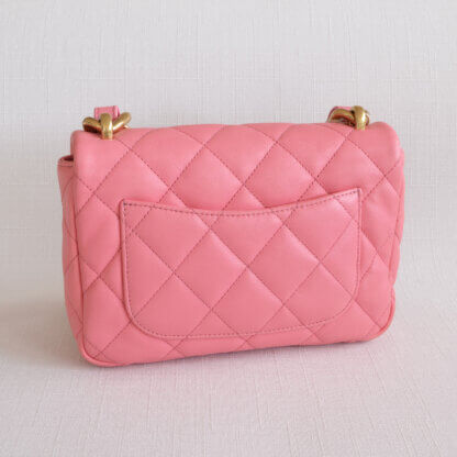 CHANEL Funky Town Small Flap Bag Leder Handtasche Pink Second Hand 21434 2