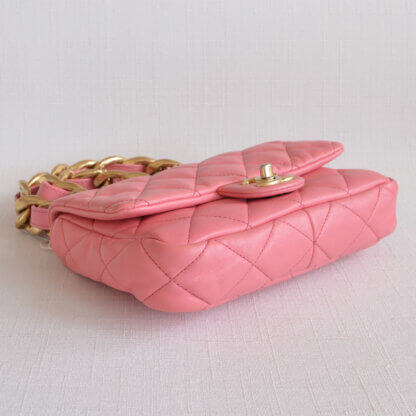 CHANEL Funky Town Small Flap Bag Leder Handtasche Pink Second Hand 21434 3