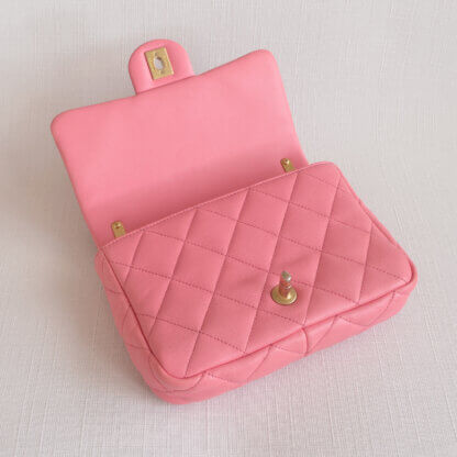 CHANEL Funky Town Small Flap Bag Leder Handtasche Pink Second Hand 21434 6