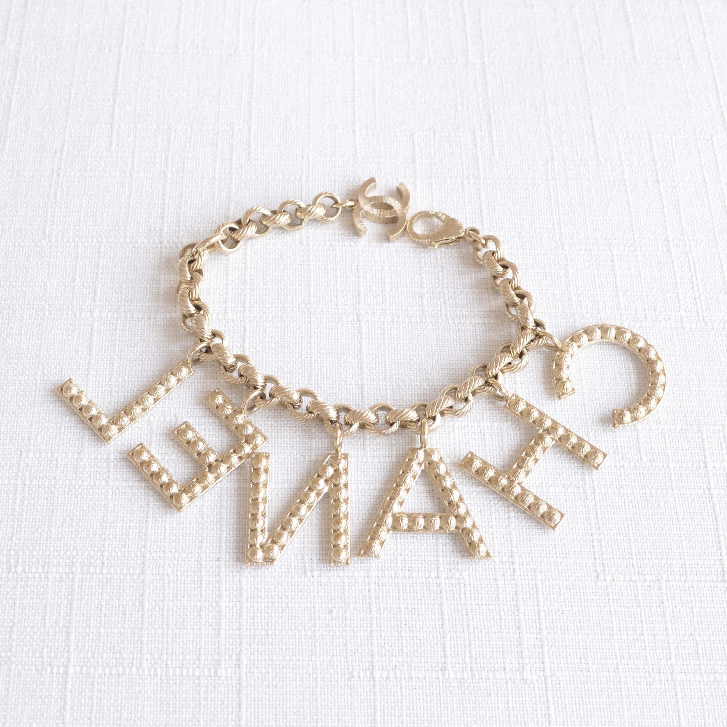 CHANEL 19S Letter Bracelet Logo Armband Strass Hellgold Pre-Loved 225112 4