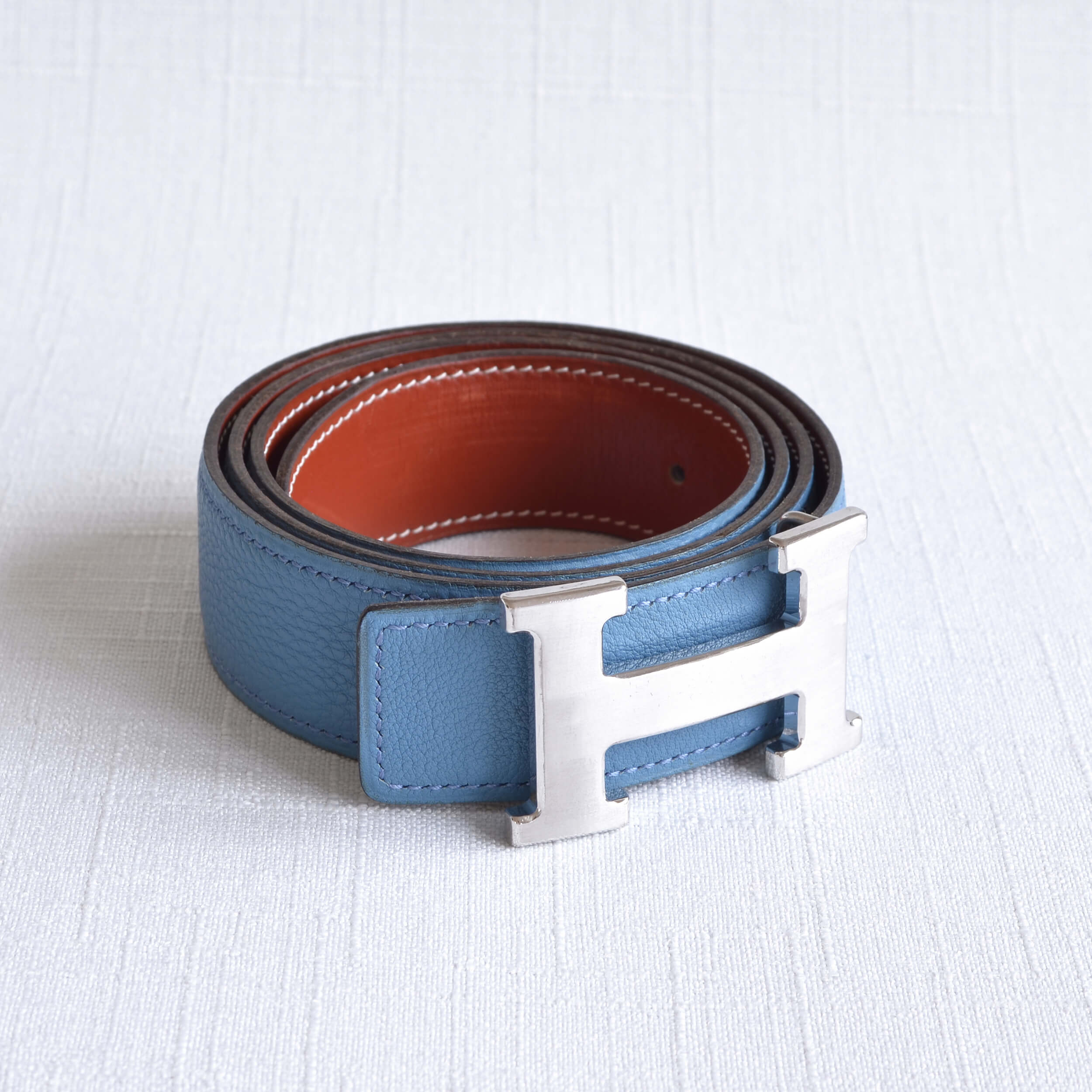 Hermès Vintage H Leder Gürtel 32 mm leather belt blue jean gold pre-loved 32533 0