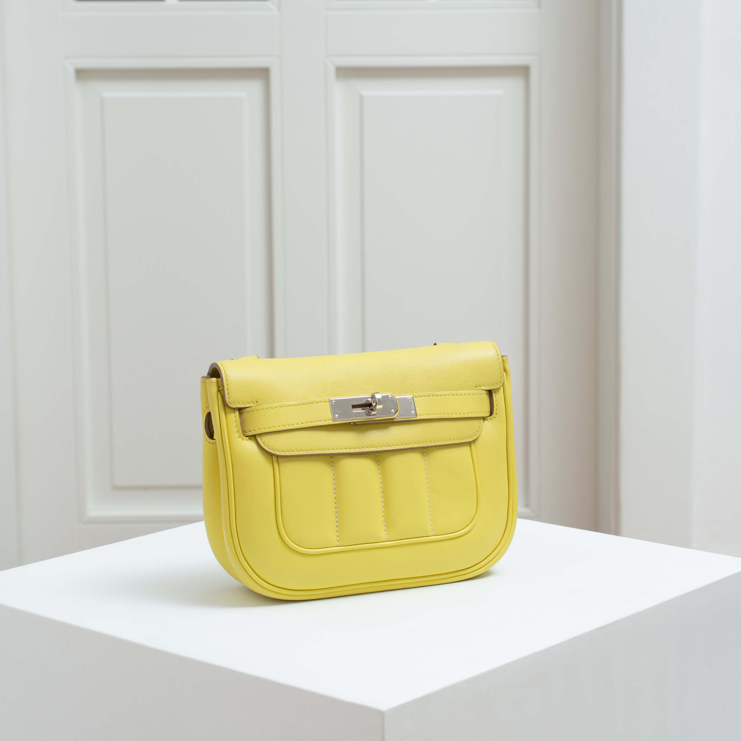 Hermès Berline Mini Swift Leder Handtasche Jaune Citron Per-Loved 725320 1