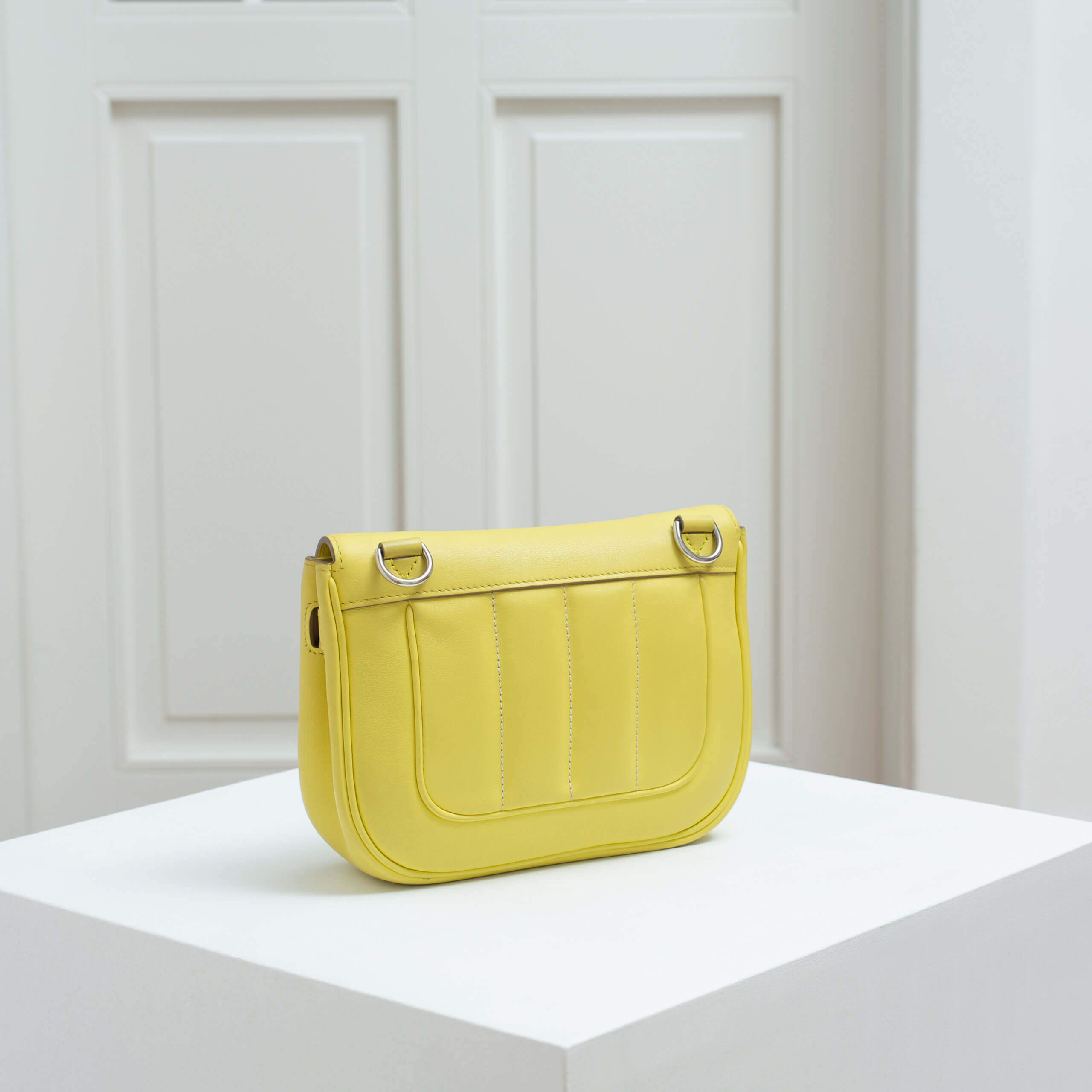 Hermès Berline Mini Swift Leder Handtasche Jaune Citron Per-Loved 725320 2