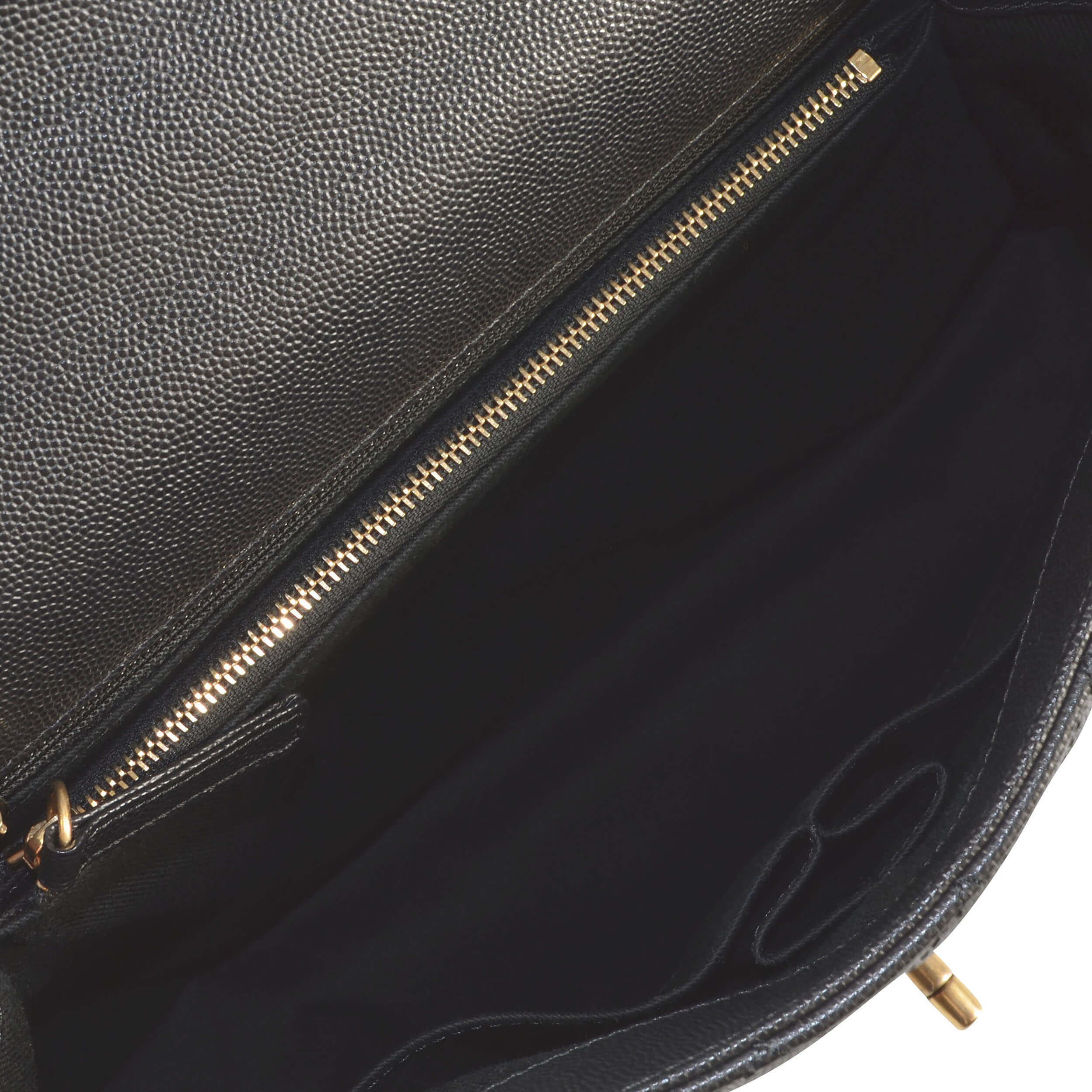 CHANEL Coco Handle Medium Flap Bag Schwarz Pre-Loved 1225150 9