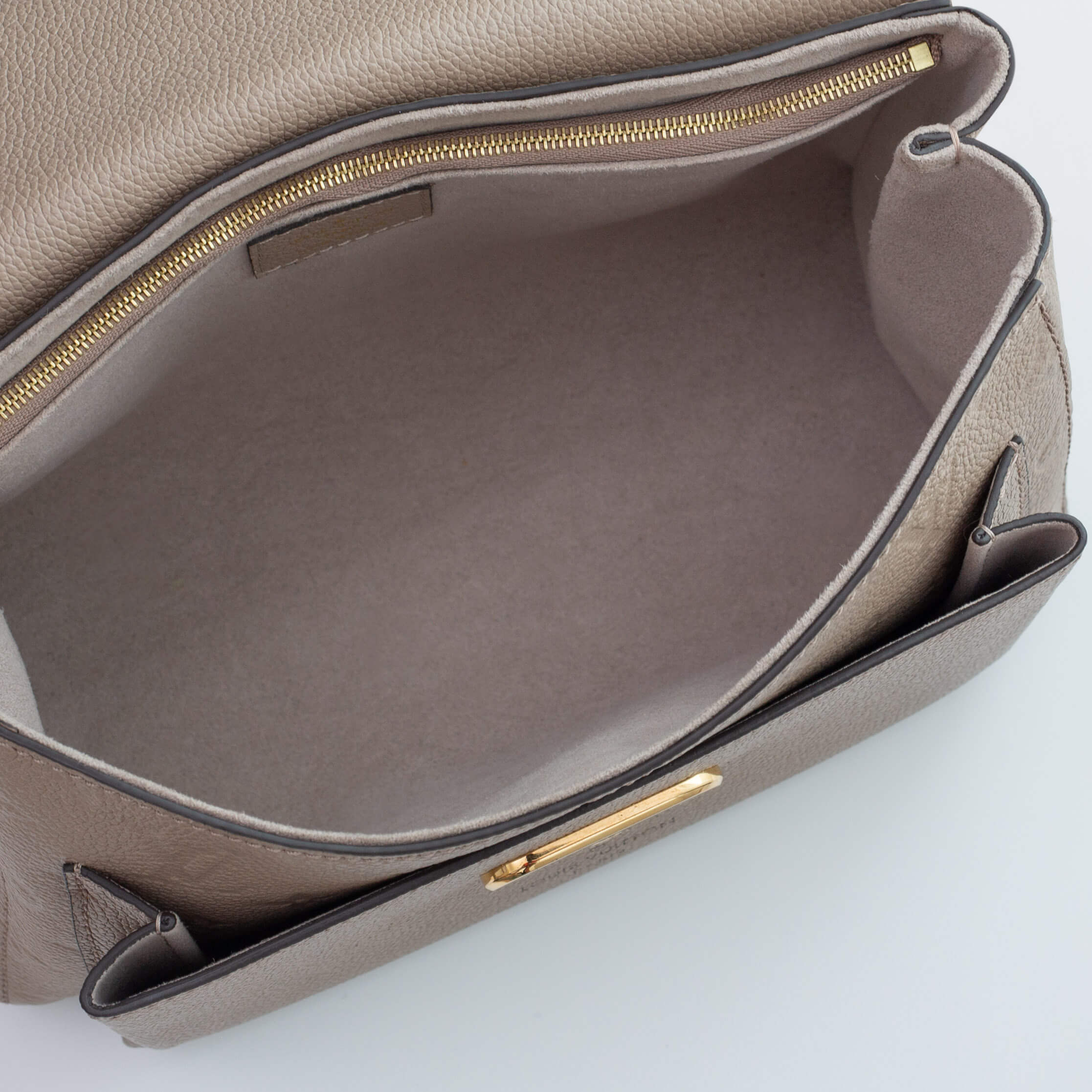 Louis Vuitton Vavin PM Monogram Empreinte Leder Tourterelle Handtasche Pre-Loved 1125222 6