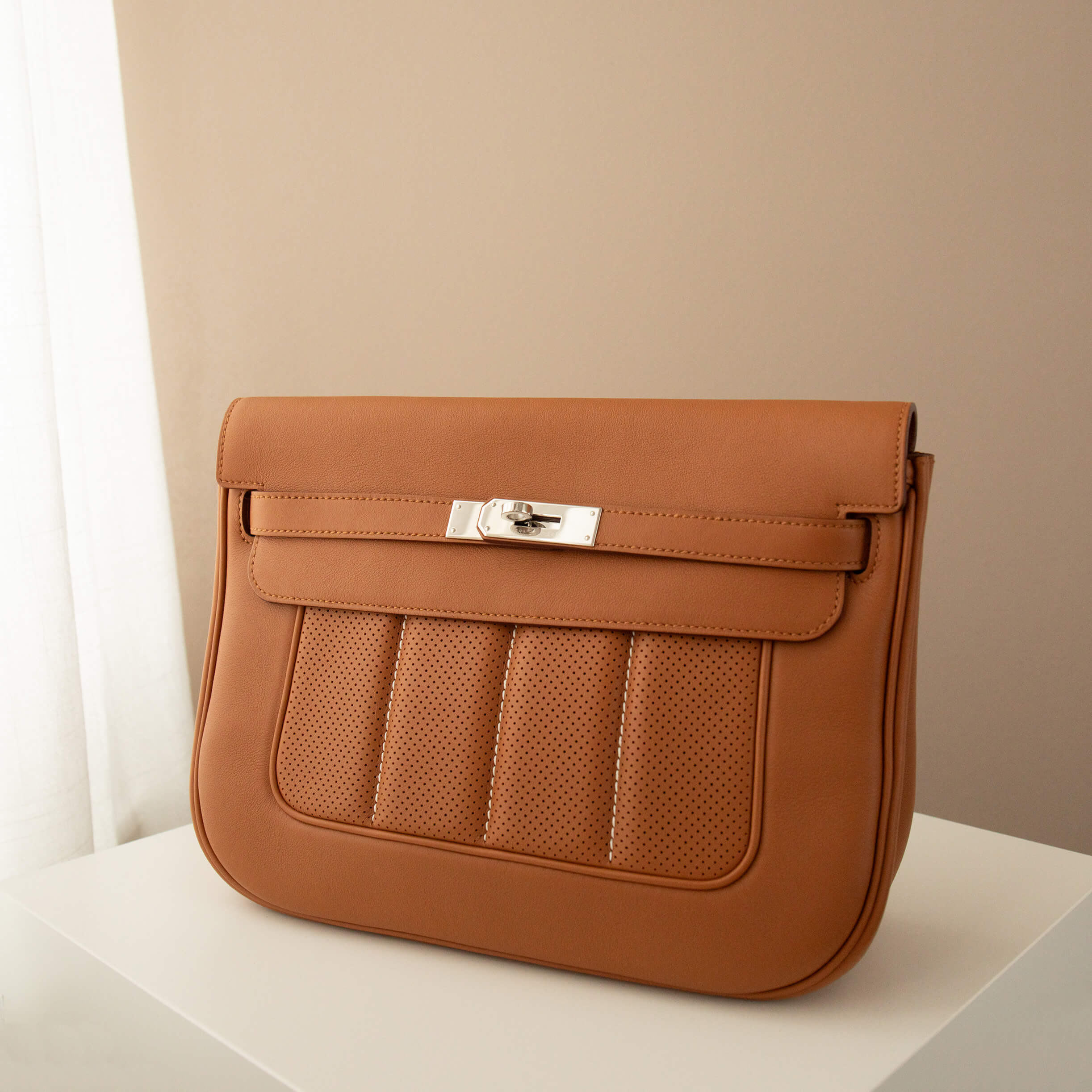Hermès Berline 28 Swift Leder Handtasche Gold Palladium Pre-Loved 22634 1